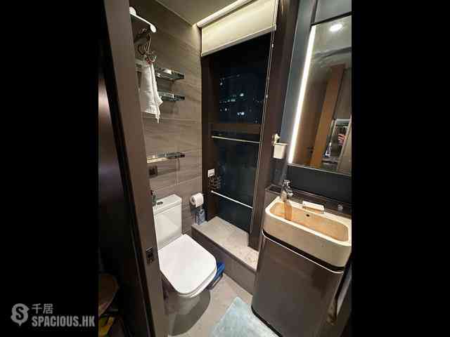 North Point - One Prestige 05