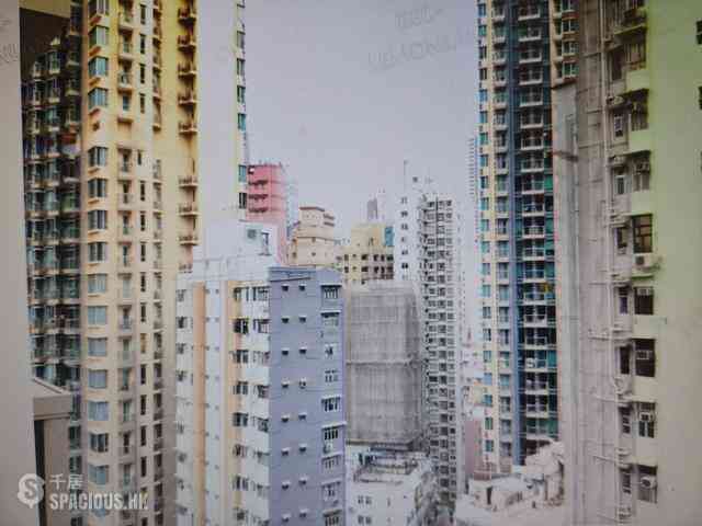 Wan Chai - The Avenue 03
