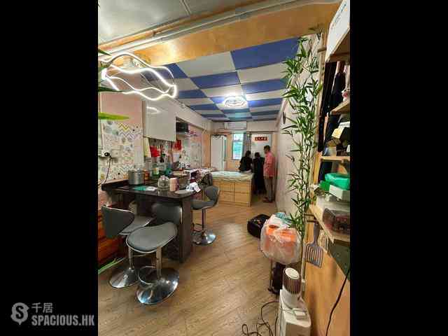 Mong Kok - Cheong Wang Mansion 01