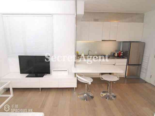 Mid Levels Central - Jadestone Court 05