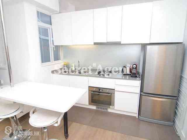 Mid Levels Central - Jadestone Court 06