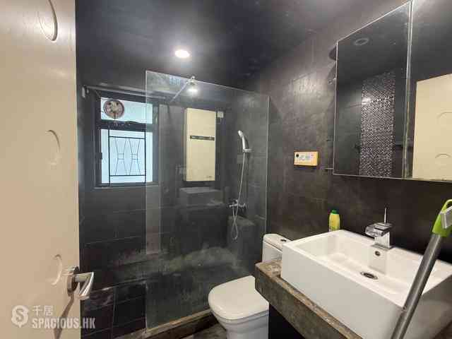 Mid Levels Central - The Grand Panorama 06