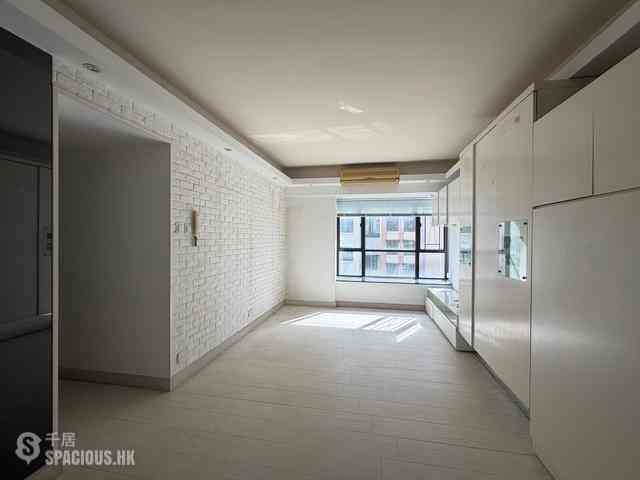 Mid Levels Central - The Grand Panorama 01