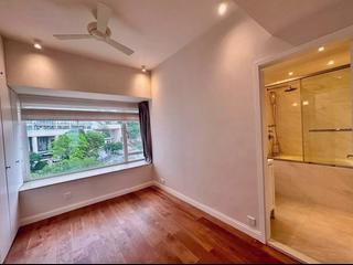 Mid Levels East - Bowen Place 08