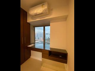 Tai Kok Tsui - Hampton Place Tower 2 04