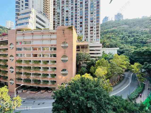 Wan Chai - Phoenix Court 02