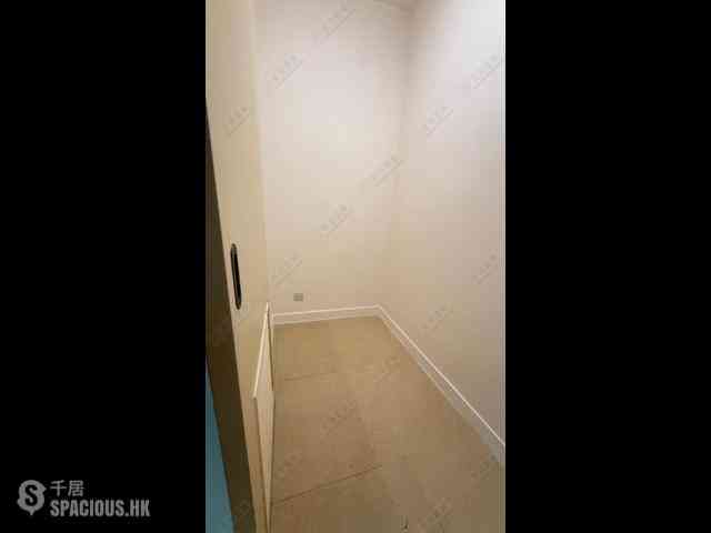 Tsim Sha Tsui - The Victoria Towers Tower 3 03