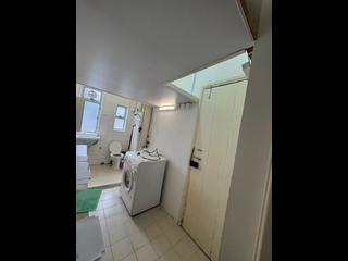 Mid Levels Central - 6B-6E, Bowen Road 09