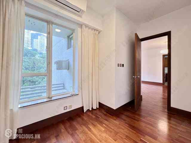 Wan Chai - Star Crest 07