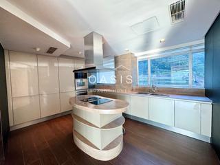 Repulse Bay - The Lily 18