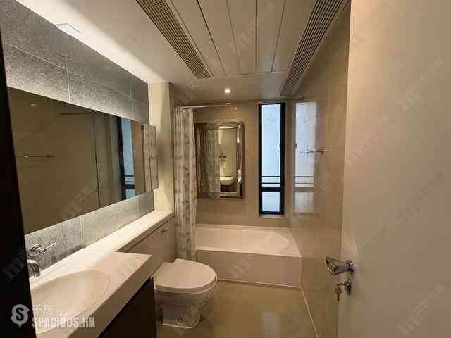 Mid Levels Central - 11, Macdonnell Road 03