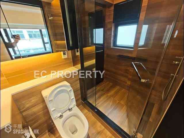 Wan Chai - 15, St. Francis Street 11