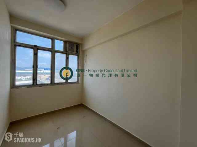 Shek Tong Tsui - Yip Cheung Building 06