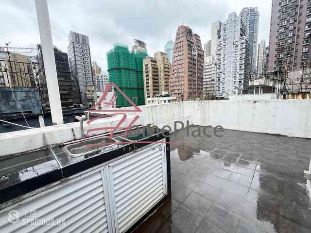 Poho - 45-47, Sai Street 01