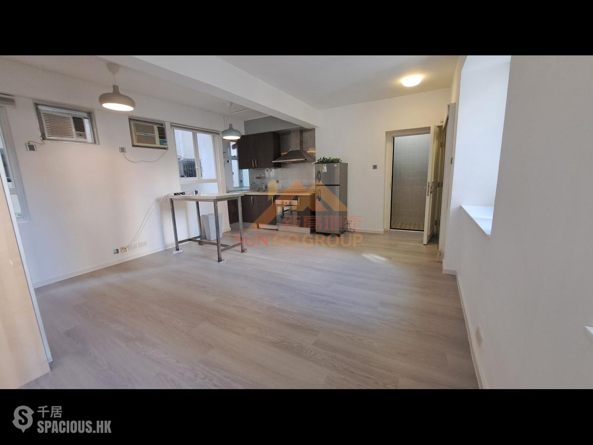 Mid Levels Central - Woodland Court 01