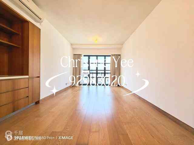 Happy Valley - The Aster (Resiglow) 02