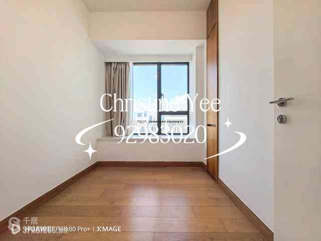 Happy Valley - The Aster (Resiglow) 06