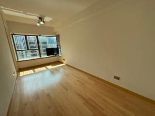 Sheung Wan - Queen's Terrace 02