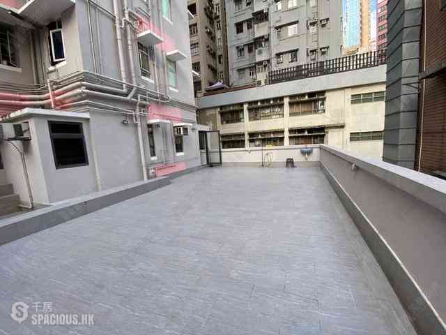 Wan Chai - Chin Hung Building 01
