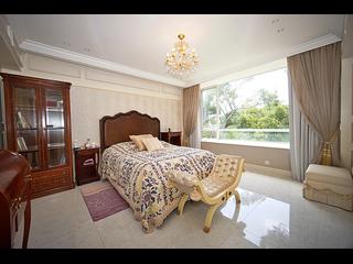 Deep Water Bay - Manderly Garden 06