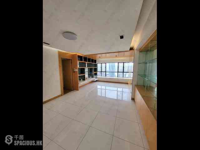 Mid Levels Central - The Grand Panorama Block 2 03