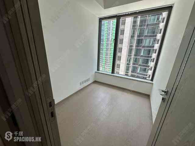 Wong Chuk Hang - The Southside Phase 3C Blue Coast II 04