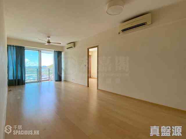 Wong Chuk Hang - Marinella Block 2 01