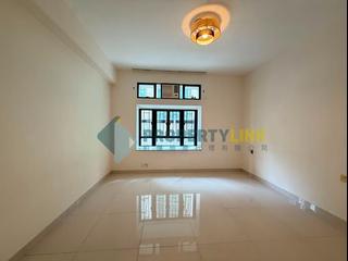 Mid Levels West - Scenic Heights 04