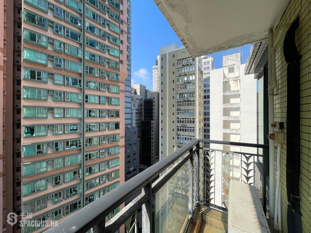 Sheung Wan - Medal Court 01