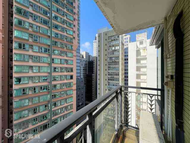 Sheung Wan - Medal Court 01