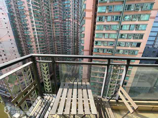Sheung Wan - Medal Court 04