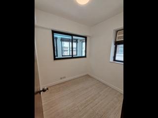 Wan Chai - Chin Hung Building 03