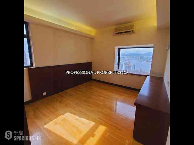 Mid Levels West - Scenic Heights 04