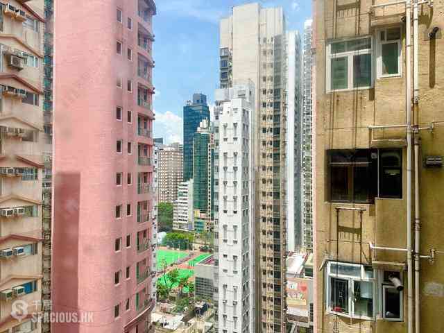 Wan Chai - Silvervale Mansion 03
