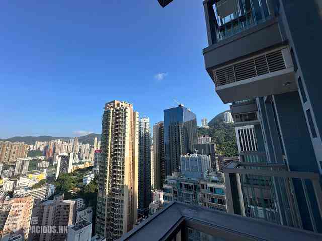 Wan Chai - The Avenue Phase 2 Block 3 06
