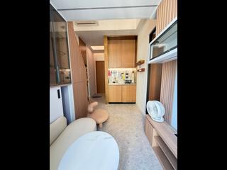 Quarry Bay - The Holborn Block B 05