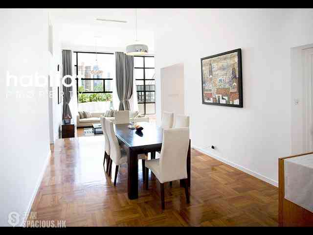 Mid Levels Central - Queen's Garden 02