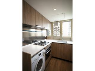 Mid Levels Central - St. Joan Court 04