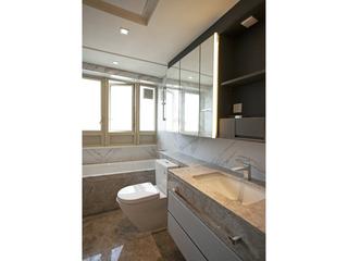 Mid Levels Central - St. Joan Court 05