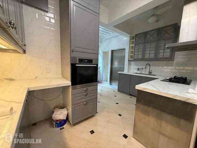 Mid Levels Central - Robinson Garden Apartments Block 3D-3E, Robinson Road 09