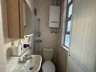 Mid Levels Central - Best View Court Block 68, Macdonnell Road 16