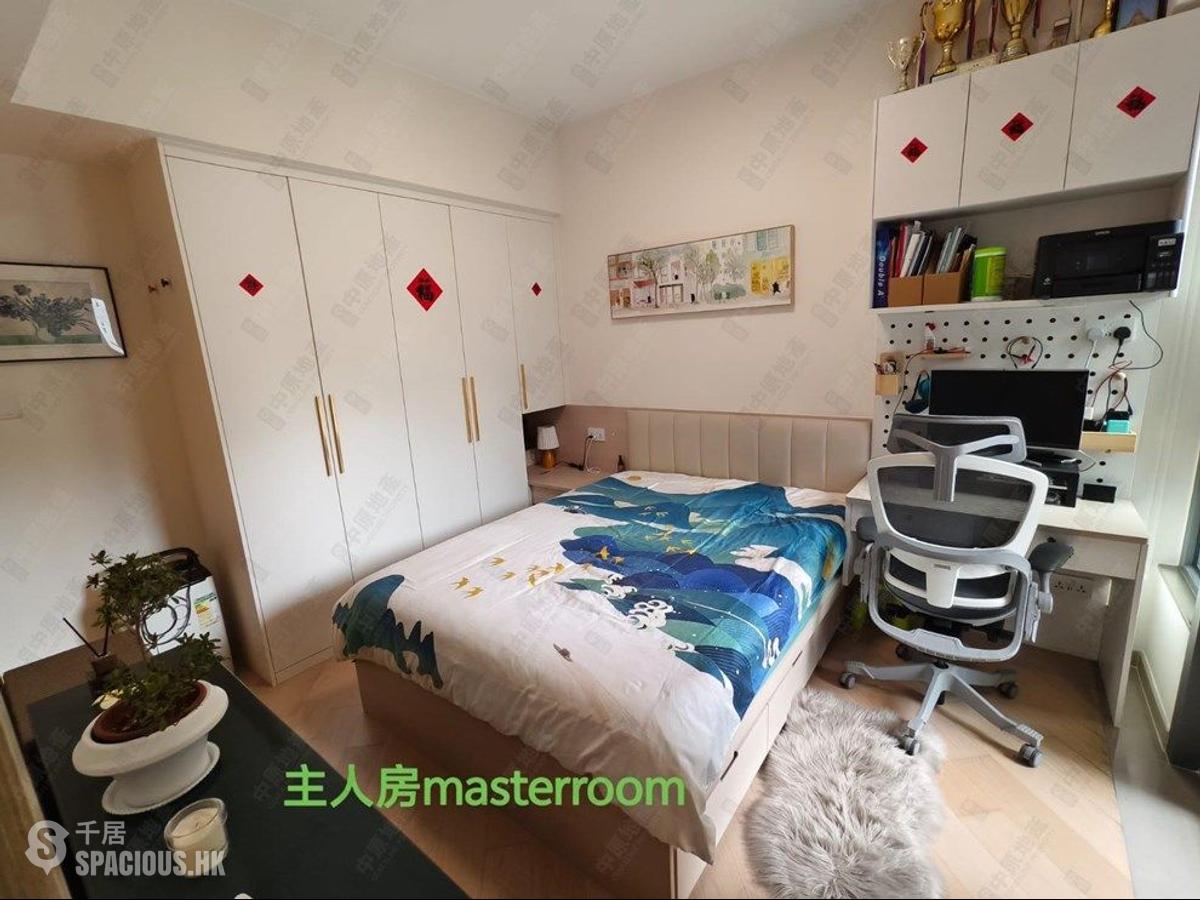 Wong Chuk Hang - The Southside Phase 1 Southland Tower 1B 01