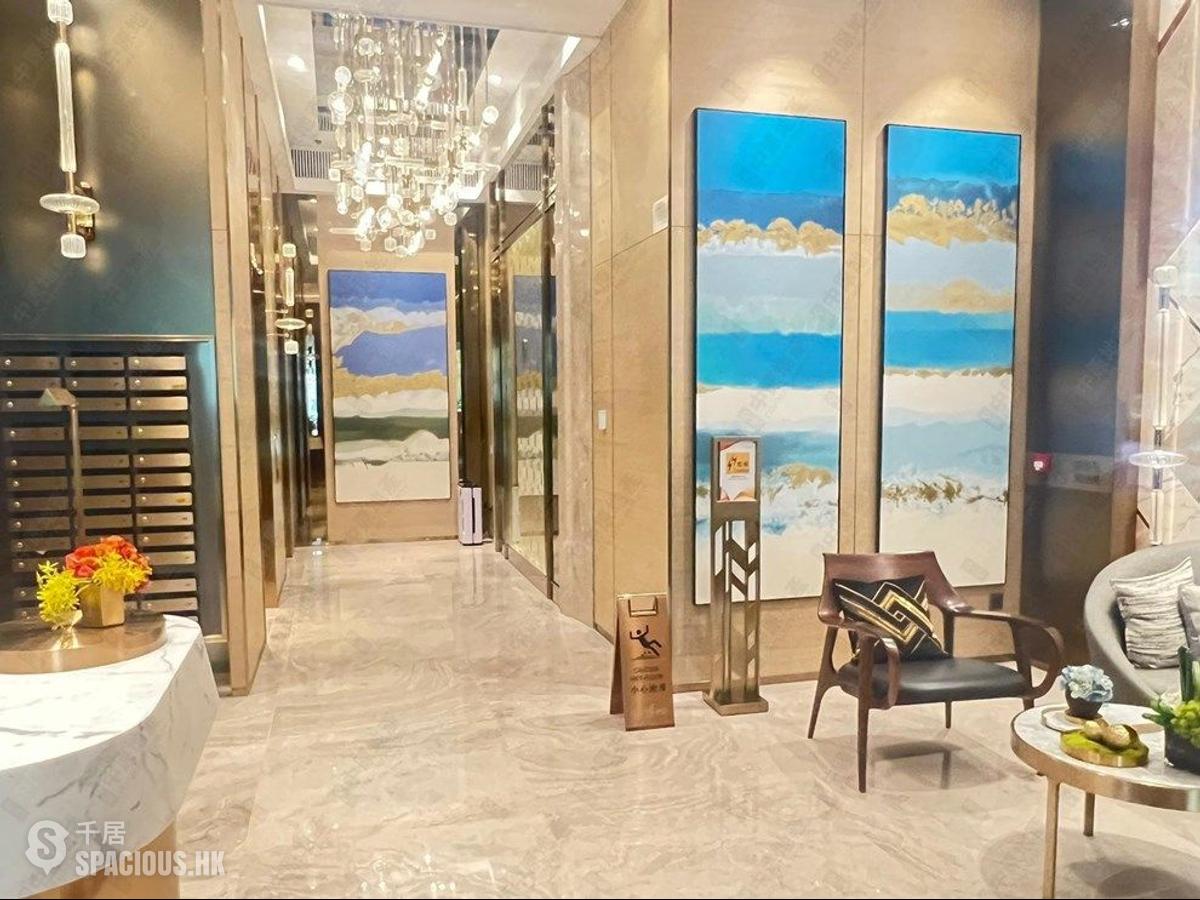 Wong Chuk Hang - The Southside Phase 1 Southland Tower 1B 01