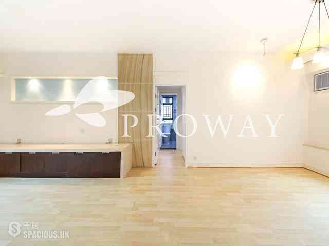Mid Levels Central - Hillsborough Court 04