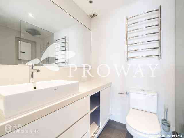 Mid Levels West - Euston Court 06