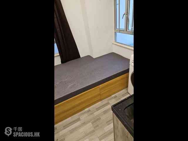 Wan Chai - Eastman Court 02