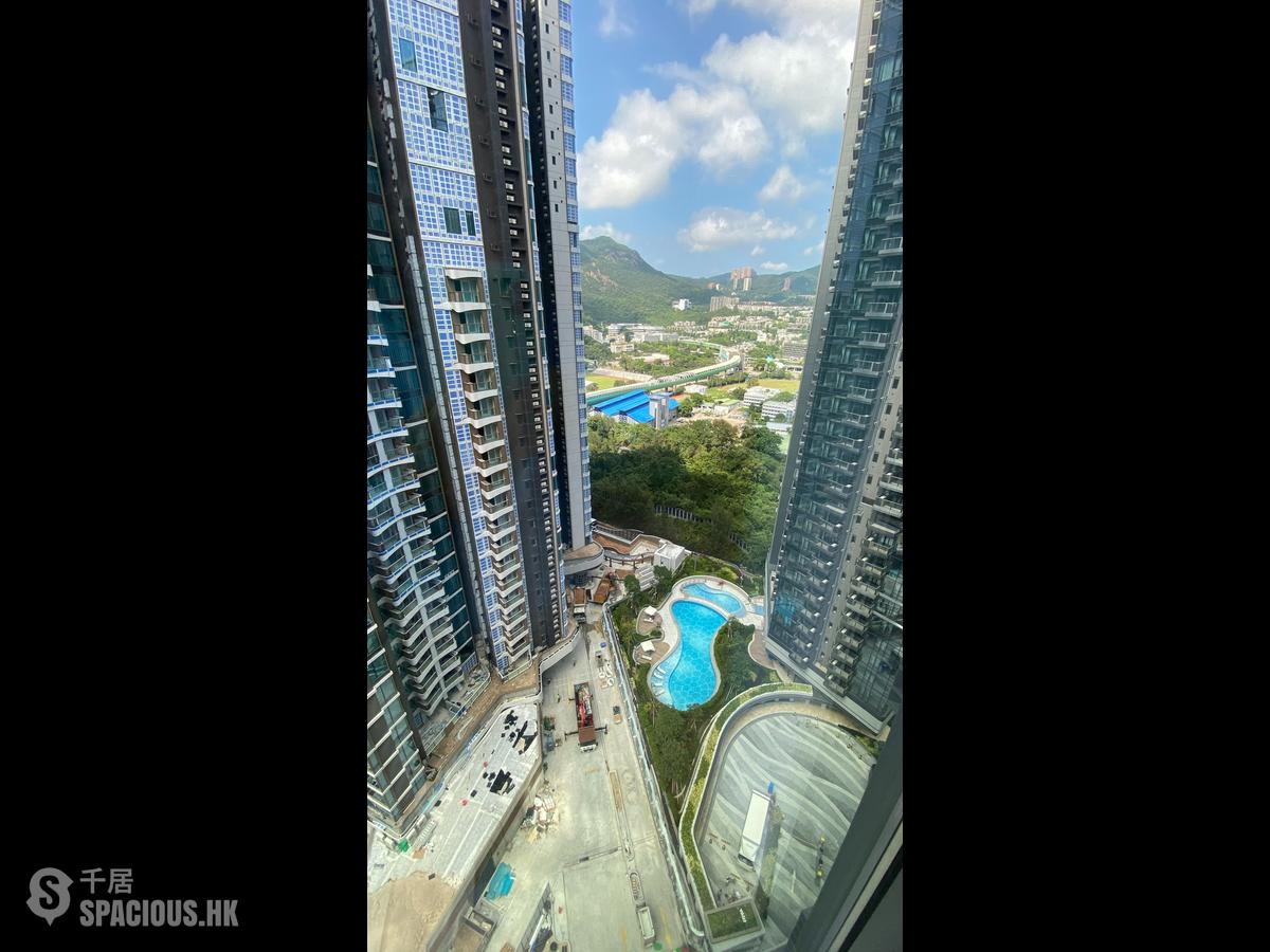 Wong Chuk Hang - The Southside Phase 1 Southland Tower 2A 01