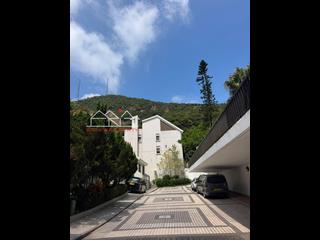 The Peak - Mount Austin Estate 14