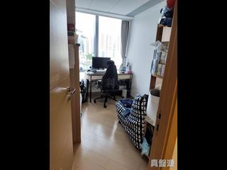 Ap Lei Chau - Larvotto Block 7 04