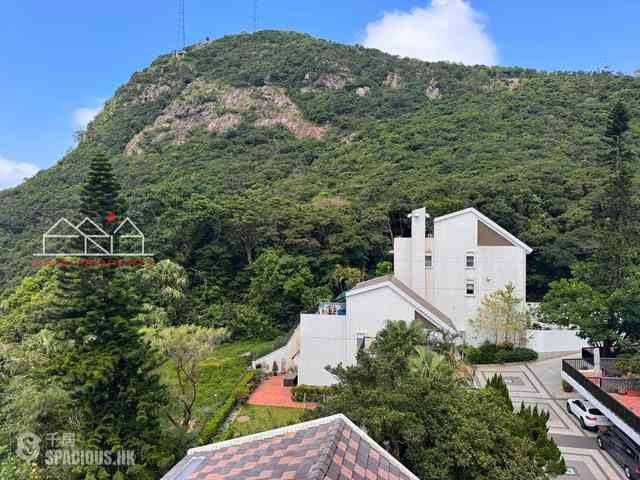 The Peak - Mount Austin Estate 06